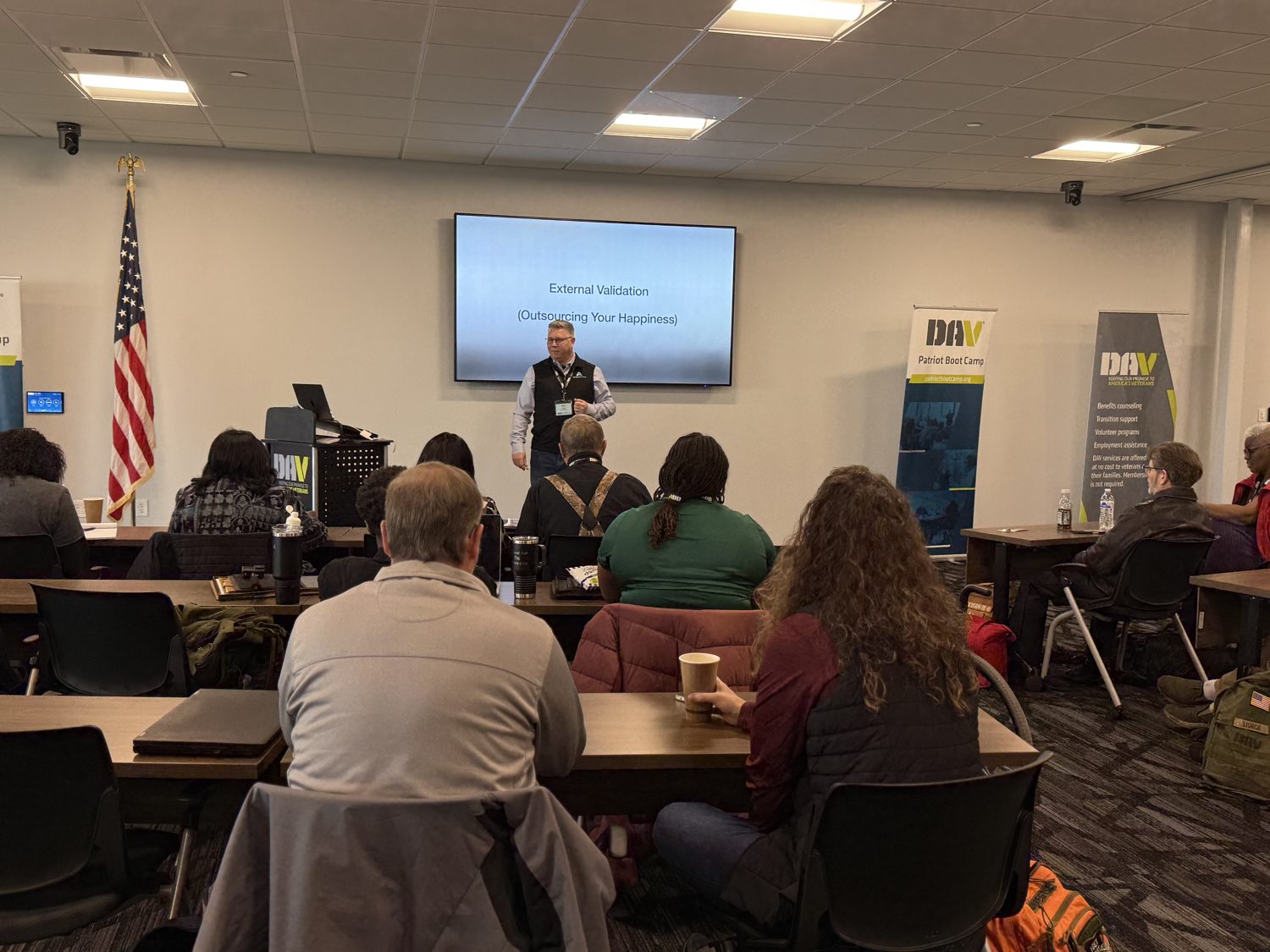 Tom Cox leading a session